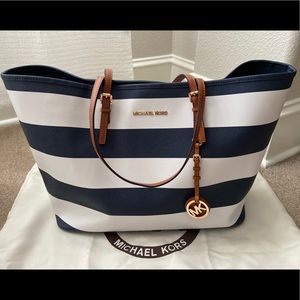 NWOT🌟Michael Kors blue and white striped tote bag